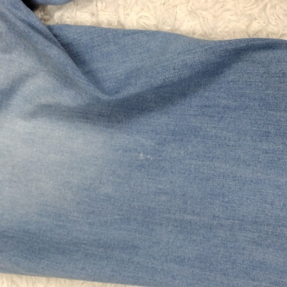 Seven7 Slim Straight Blue Light Wash Five Pocket Distressed Raw Hem Skinny Jean - Picture 15 of 16